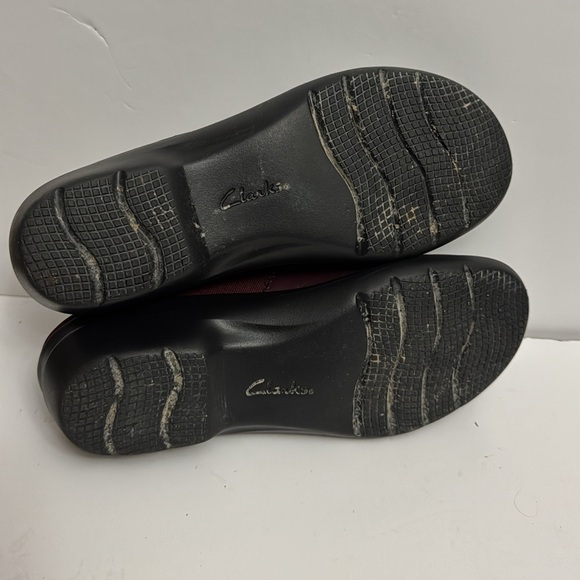 Sz 6 WOMENS CLARKS CLOGS SLIP-ON MULES SHOES BURGUNDY COLOR - Picture 7 of 7